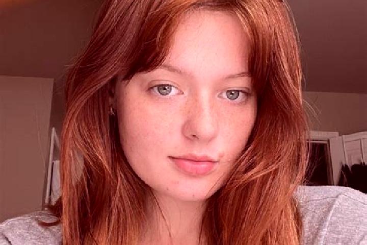 Amelia, 26, a red blue-eyed asian companion based in Welibo. Offering A-Level, GFE, Massage, OWO. Available for incall and outcall, day and evening dates.