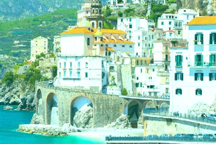 Amelia, 26 — Escort in Castronno, Italy