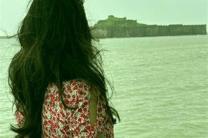 Amelia, 26 — Escort in Murud, India