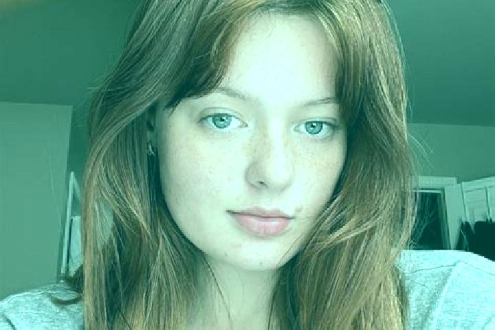 Amelia, 27, a auburn blue-eyed caucasian companion based in Sumberpakem. Offering OWO, Duos, CIM, Overnight. Available for incall and outcall, overnight book...