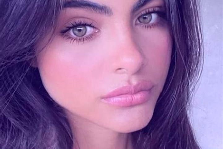 Amelia, 27, a brunette blue-eyed indian companion based in Harmannsdorf. Offering 69, Massage, Girlfriend Experience. Available for incall and outcall, overn...
