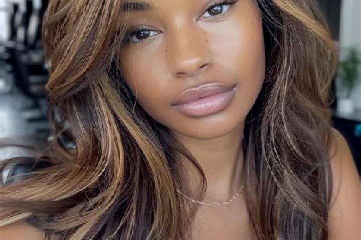 Amelia, 27, a dark blonde hazel-eyed mixed companion based in Forholan. Offering Duos, Girlfriend Experience, 69. Available for incall and outcall, overnight...