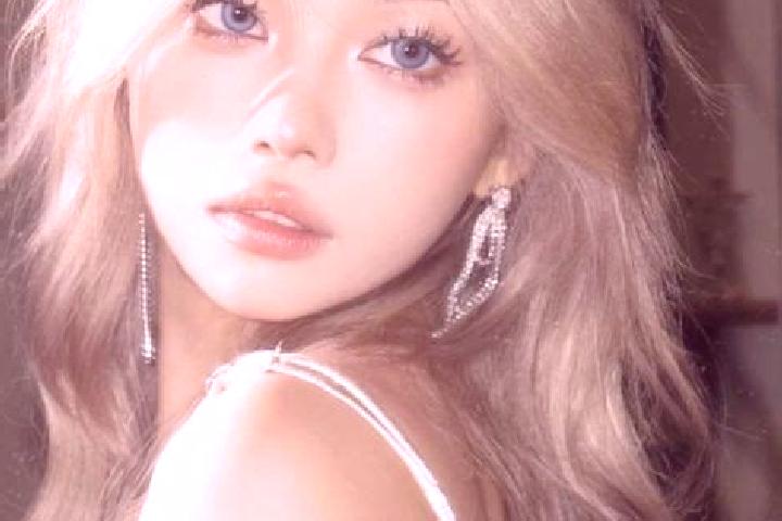 Amelia, 27, a platinum blonde hazel-eyed asian companion based in Mkoani. Offering OWO, Domination, Party Girl, Roleplay. Available for incall and outcall, o...