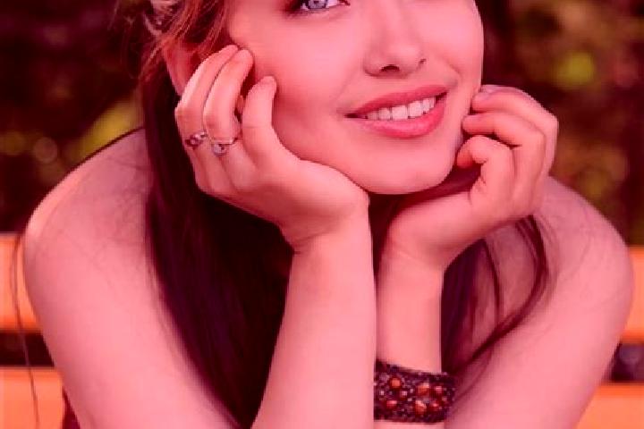 Amelia, 27, a red blue-eyed asian companion based in Tiengarakaha. Offering OWO, Striptease, Party Girl. Available for incall and outcall, day and evening da...