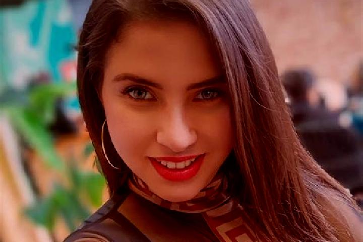 Amelia, 27 — Escort in Brey, Germany