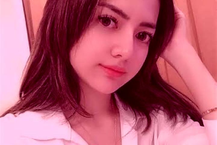 Amelia, 27 — Escort in Carodok, Indonesia