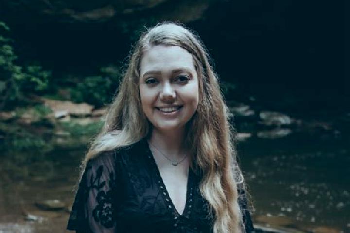 Amelia, 27 — Escort in Joiner, United States