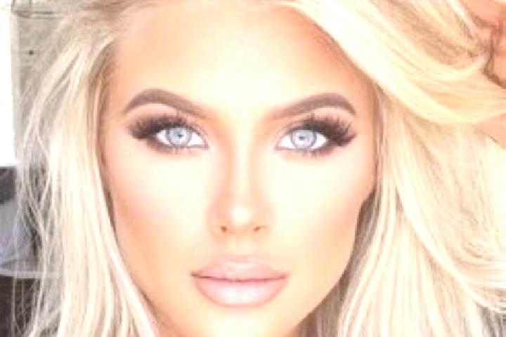 Amelia, 28, a platinum blonde blue-eyed slavic companion based in Paraipaba. Offering Dinner Date, BDSM, Travel Companion. Available for incall and outcall, ...