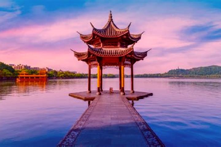 Amelia, 28 — Escort in Yangxing, China