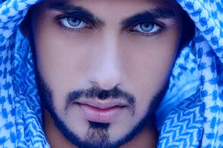 Amelia, 29, a auburn blue-eyed middle eastern companion based in Pakouabo. Offering Erotic Massage, Striptease, Dinner Date. Available for incall and outcall...