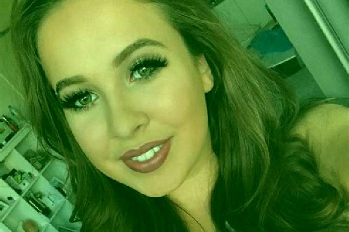 Amelia, 29, a brunette grey-eyed ebony companion based in Demitz-Thumitz. Offering Overnight, Roleplay, GFE, Girlfriend Experience. Available for incall and ...