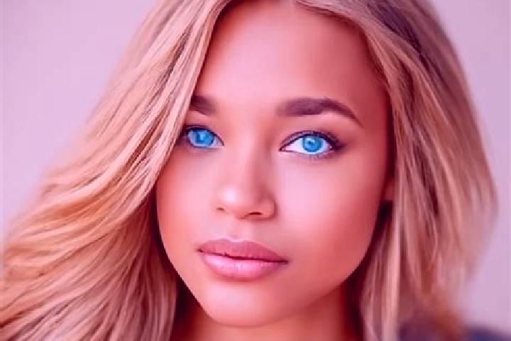 Amelia, 29, a dark blonde blue-eyed latina companion based in Barca. Offering Deep French Kissing, Domination, OWO, 69. Available for incall and outcall, ove...