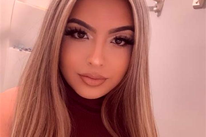 Amelia, 29, a platinum blonde brown-eyed latina companion based in Ashida. Offering 69, A-Level, Girlfriend Experience, Duos, Erotic Massage. Available for i...