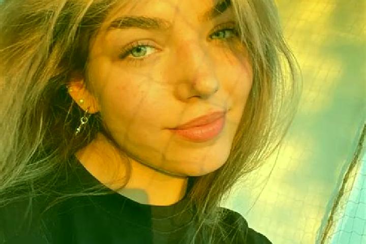 Amelia, 29 — Escort in Fibis, Romania