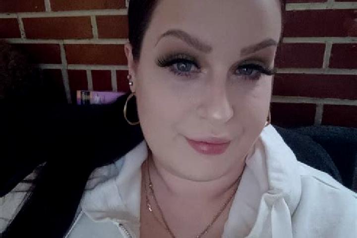 Amelia, 29 — Escort in Minieri, Romania