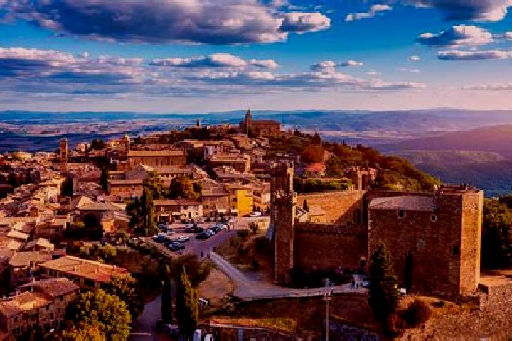 Amelia, 29 — Escort in Montalcino, Italy