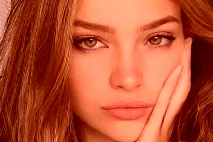 Amelia, 30, a blonde hazel-eyed ebony companion based in Tchebloguhe. Offering Party Girl, Deep French Kissing, Tantra, Dinner Date, Erotic Massage. Availabl...