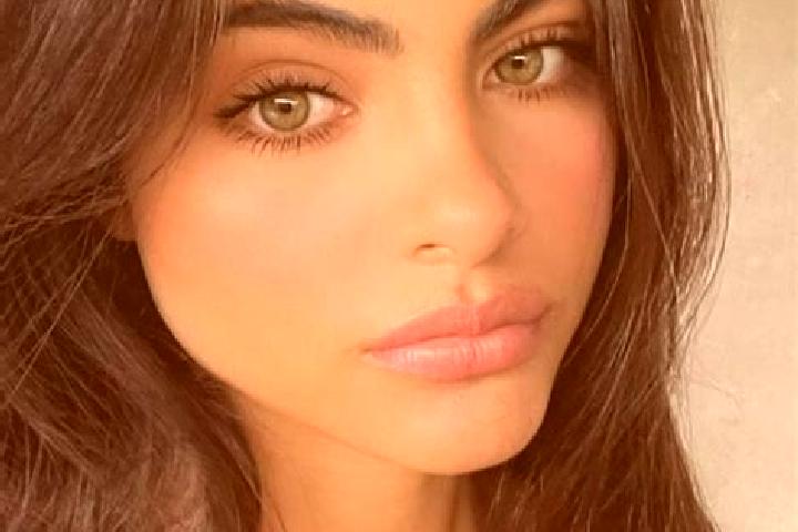 Amelia, 30, a brunette green-eyed mixed companion based in Leland. Offering GFE, BDSM, Deep French Kissing, A-Level, Overnight. Available for incall and outc...