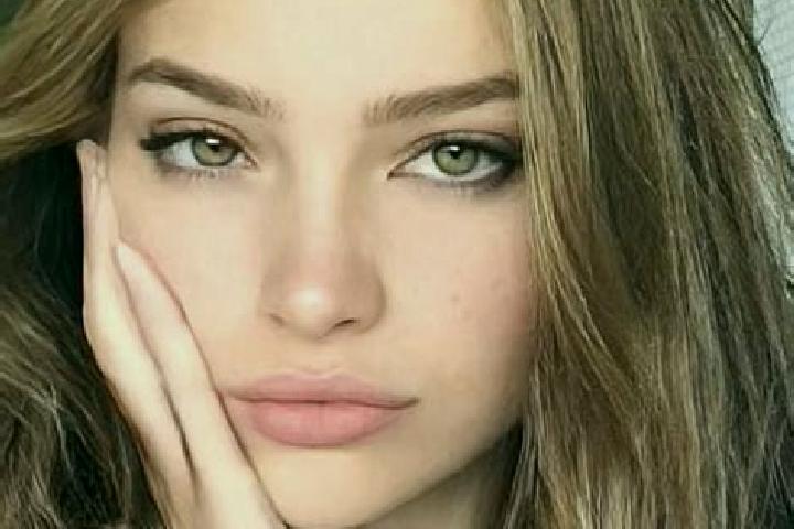 Amelia, 30, a brunette hazel-eyed caribbean companion based in Lake Lalla Takerkoust. Offering Erotic Massage, A-Level, Duos, Deep French Kissing. Available ...