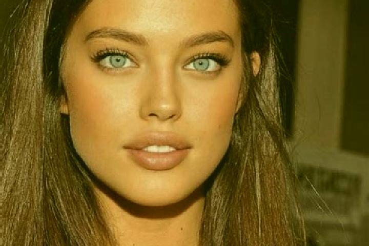 Amelia, 30, a chestnut blue-eyed caucasian companion based in Pala. Offering Dinner Date, Massage, Girlfriend Experience. Available for incall and outcall, d...