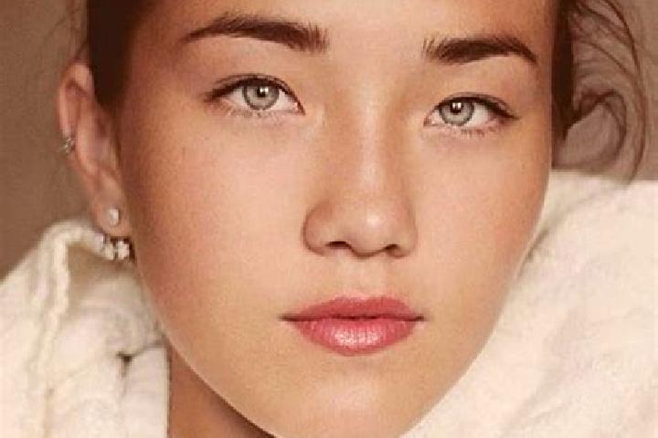 Amelia, 30, a chestnut grey-eyed caucasian companion based in Jovita. Offering Fetish, Deep French Kissing, Domination, Roleplay, Couples. Available for inca...