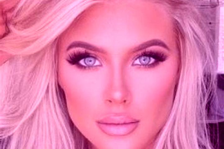 Amelia, 30, a platinum blonde amber-eyed latina companion based in Shuikou. Offering Erotic Massage, Massage, Fetish. Available for incall and outcall, day a...