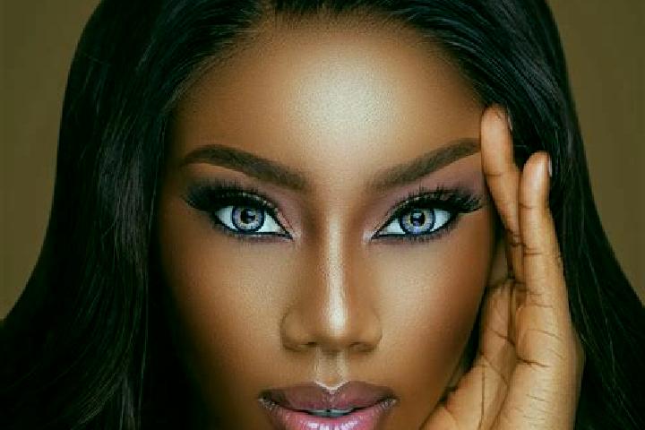 Amelia, 30, a red blue-eyed ebony companion based in Heyerode. Offering Domination, Overnight, GFE, Prostate Massage. Available for incall and outcall, day a...