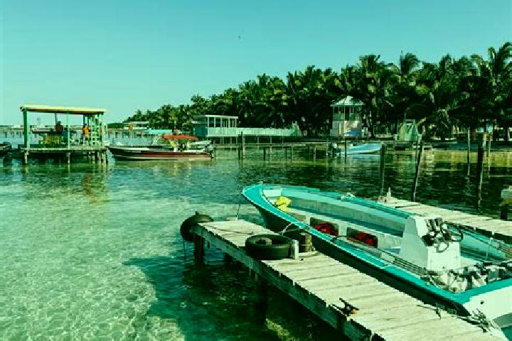 Amelia, 30 — Escort in Caye Caulker, Belize