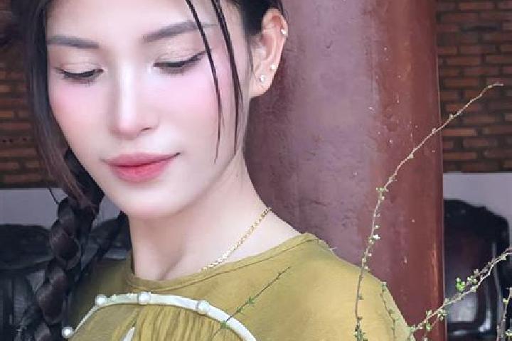 Amelia, 30 — Escort in Hong Ngu, Vietnam