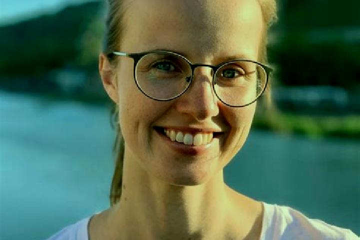 Amelia, 30 — Escort in Langensendelbach, Germany