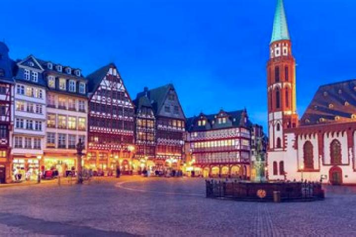 Amelia, 30 — Escort in Wolmirstedt, Germany