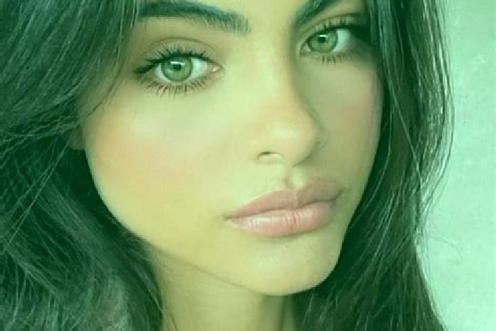 Amelia, 31, a black hazel-eyed latina companion based in Pribram na Morave. Offering OWO, Tantra, CIM, Party Girl. Available for incall and outcall, overnigh...