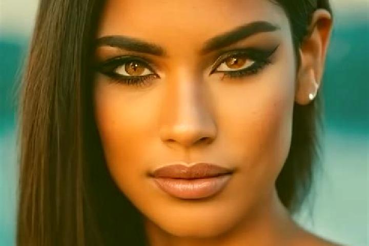 Amelia, 31, a dark blonde dark-eyed latina companion based in Monoharpur. Offering Duos, Striptease, Couples, Erotic Massage, 69. Available for incall and ou...