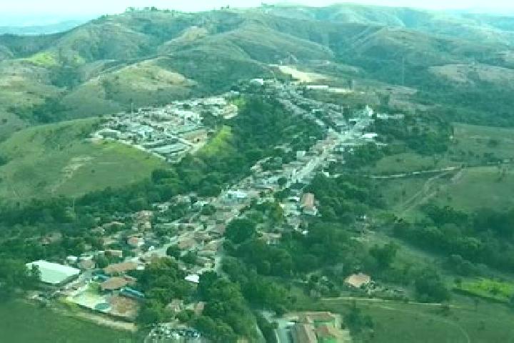 Amelia, 31 — Escort in Serra da Saudade, Brazil