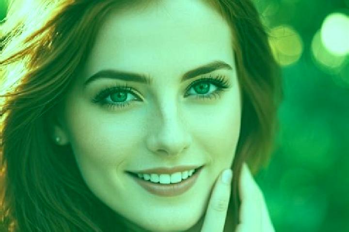 Amelia, 32, a auburn amber-eyed caucasian companion based in Ernestinovo. Offering Overnight, OWO, CIM. Available for incall and outcall, day and evening dates.