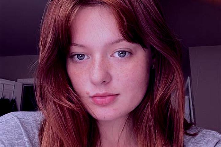 Amelia, 32, a auburn amber-eyed middle eastern companion based in San Nazzaro Val Cavargna. Offering GFE, Fetish, Deep French Kissing. Available for incall a...