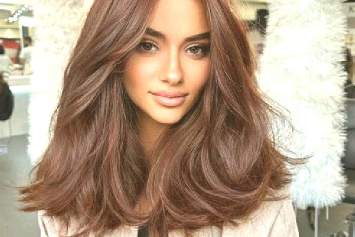 Amelia, 32, a auburn brown-eyed latina companion based in Saida. Offering Party Girl, 69, Tantra. Available for incall and outcall, day and evening dates.