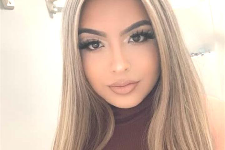 Amelia, 32, a blonde brown-eyed latina companion based in Uruobo-Okija. Offering Fetish, Roleplay, Tantra, Couples. Available for incall and outcall, day and...
