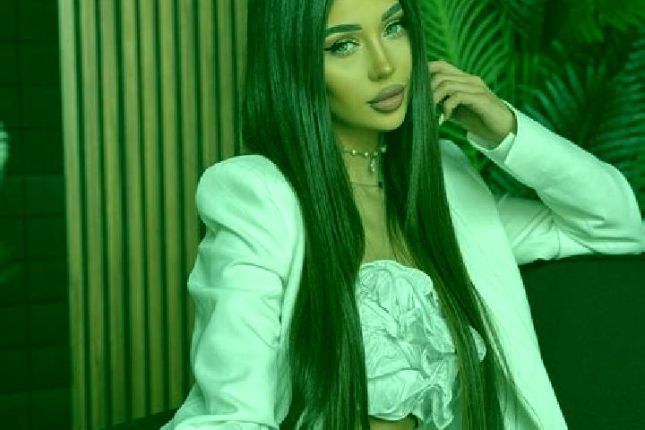 Amelia, 32 — Escort in Arinj, Armenia