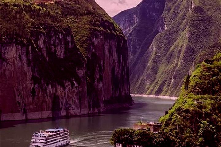 Amelia, 32 — Escort in Huangchuan, China