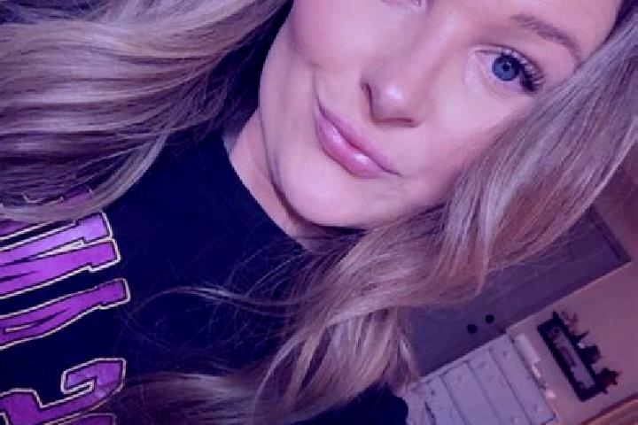Amelia, 32 — Escort in South Coffeyville, United States