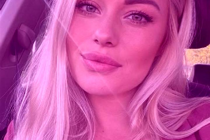Amelia, 33, a blonde hazel-eyed caribbean companion based in Vaddu. Offering CIM, Dinner Date, Travel Companion, Massage. Available for incall and outcall, d...