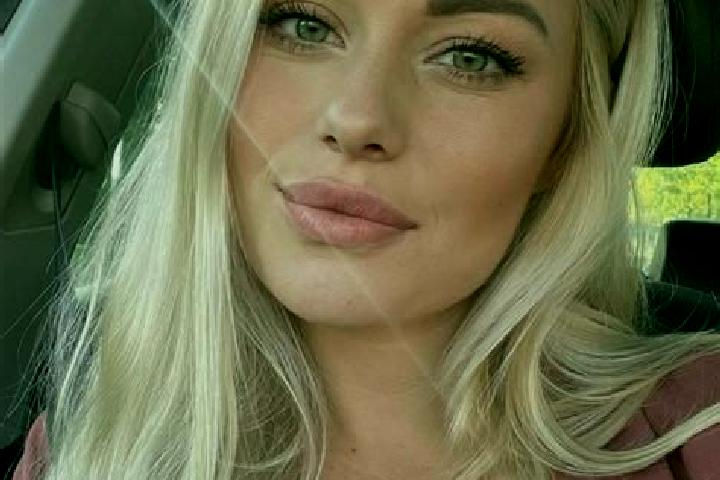 Amelia, 33, a blonde hazel-eyed indian companion based in Krasnyi Lyman. Offering Dinner Date, Prostate Massage, Couples, Party Girl, Domination. Available f...