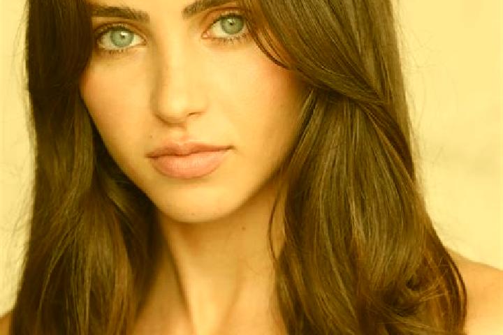 Amelia, 33, a brunette blue-eyed ebony companion based in Kairatu. Offering Duos, Couples, Prostate Massage, GFE. Available for incall and outcall, day and e...