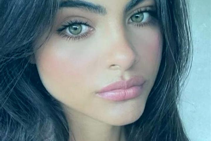 Amelia, 33, a chestnut hazel-eyed indian companion based in Kuluncak. Offering Massage, 69, Erotic Massage. Available for incall and outcall, overnight booki...