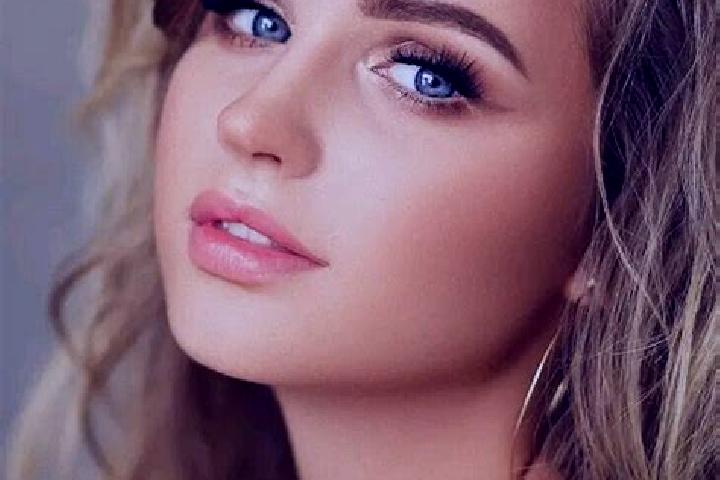 Amelia, 33, a dark blonde blue-eyed mediterranean companion based in Agua Blanca. Offering Massage, Deep French Kissing, OWO. Available for incall and outcal...