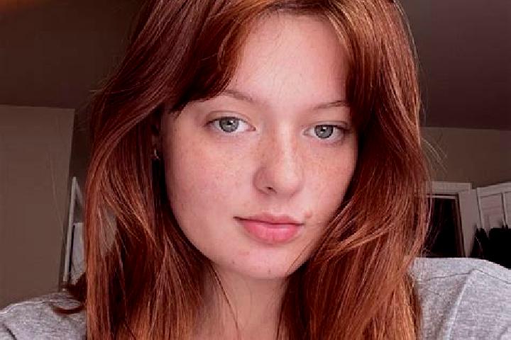 Amelia, 33, a red brown-eyed caucasian companion based in Aldeanueva de Santa Cruz. Offering Massage, Dinner Date, GFE. Available for incall and outcall, ove...