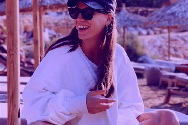 Amelia, 33 — Escort in Beylice, Turkey