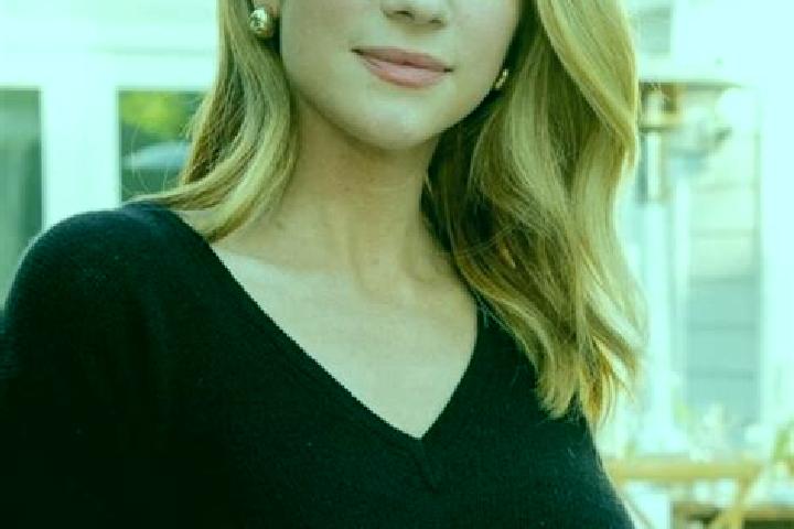 Amelia, 33 — Escort in Hunting Valley, United States