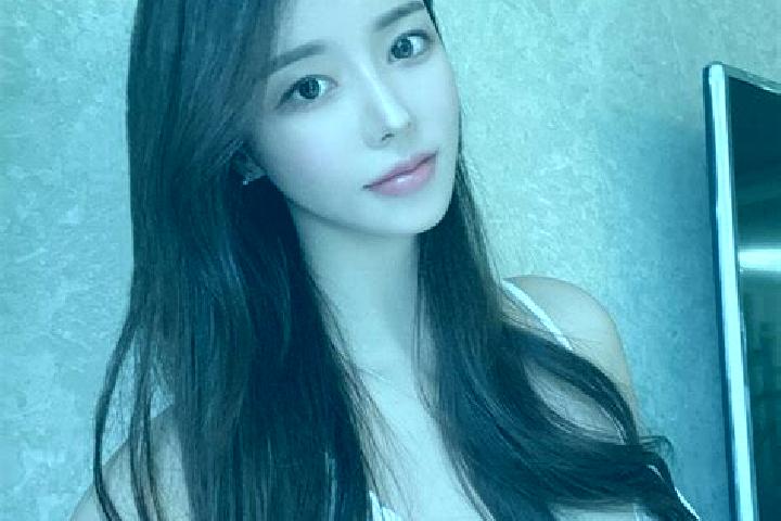 Amelia, 33 — Escort in Jinjiapu, China